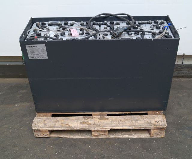 Jungheinrich unknown | Battery 48V775Ah 05-EPZS775SL Year 2022 weight 1141 kg sn - Acumulador para Equipo de manutención: foto 1 Jungheinrich unknown | Battery 48V775Ah 05-EPZS775SL Year 2022 weight 1141 kg sn - Acumulador para Equipo de manutención: foto 1
