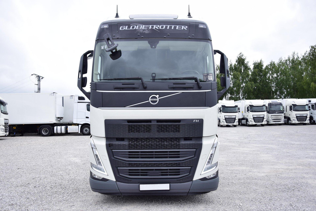 Volvo FH 460 Globetrotter XL i-Save I-ParkCool - Cabeza tractora: foto 2 Volvo FH 460 Globetrotter XL i-Save I-ParkCool - Cabeza tractora: foto 2
