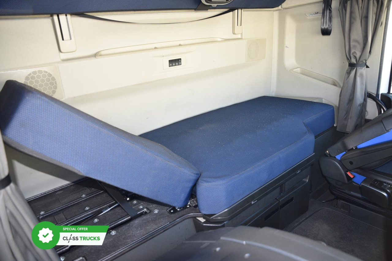 Cabeza tractora Volvo FH 500 Globetrotter XL, Side Skirts: foto 20