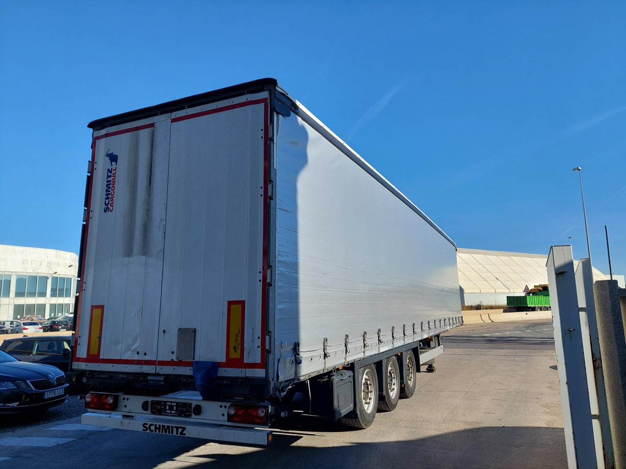 Schmitz Cargobull SCS24/L Varios - Semirremolque lona: foto 3 Schmitz Cargobull SCS24/L Varios - Semirremolque lona: foto 3
