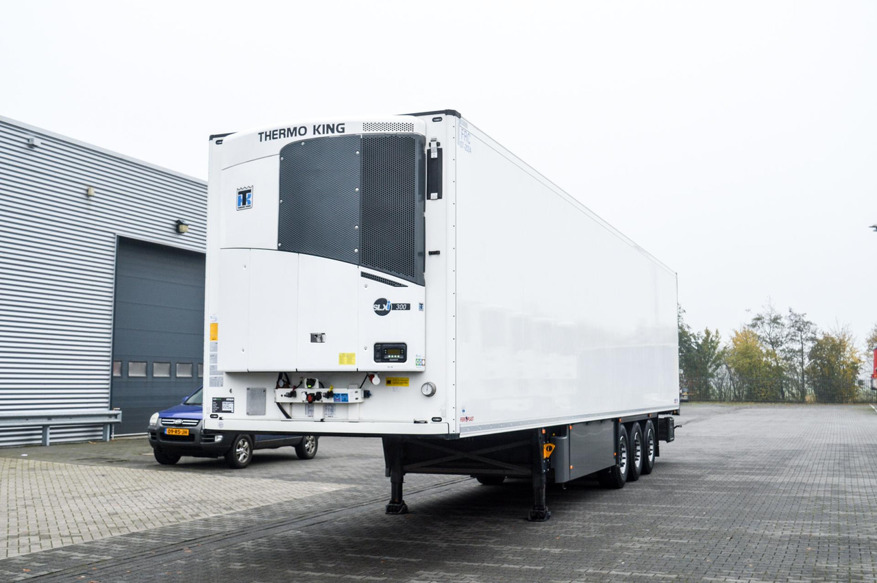 Schmitz Cargobull SKO FP 45 ThermoKing SLXi 300 - Semirremolque frigorífico: foto 1 Schmitz Cargobull SKO FP 45 ThermoKing SLXi 300 - Semirremolque frigorífico: foto 1