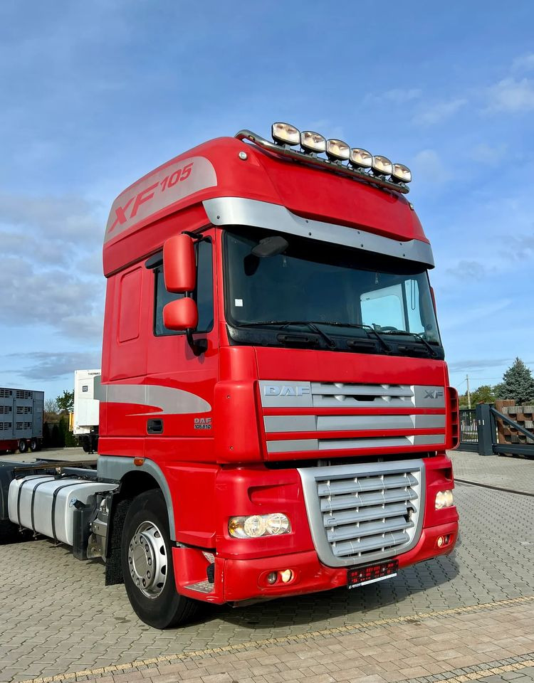 DAF XF105.510 | 6x2 | Pod zabudowę |Os podnoszona i skrętna | Retarder | Webasto | Klimatyzacja - Camión chasis: foto 2 DAF XF105.510 | 6x2 | Pod zabudowę |Os podnoszona i skrętna | Retarder | Webasto | Klimatyzacja - Camión chasis: foto 2