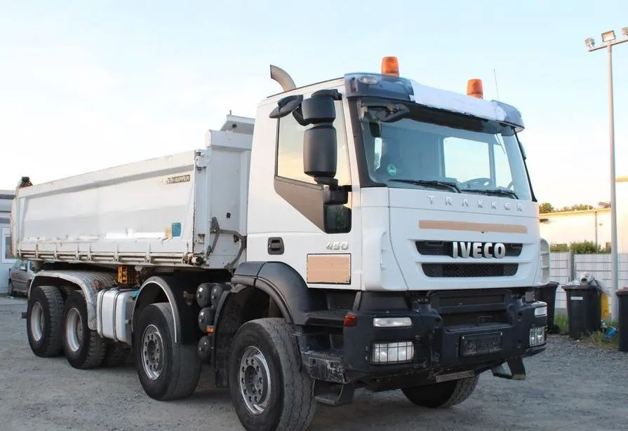 Iveco Trakker 450 |8x4 | Wywrotka trójstronna Meiller Bordmatik | Euro 5 | - Camión volquete: foto 2 Iveco Trakker 450 |8x4 | Wywrotka trójstronna Meiller Bordmatik | Euro 5 | - Camión volquete: foto 2
