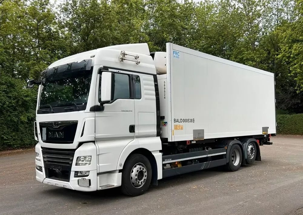 MAN TGX 26.470 – Chłodnia z agregatem Thermo King / Retarder / Navi / Euro 6 /6x2 - Camión frigorífico: foto 1 MAN TGX 26.470 – Chłodnia z agregatem Thermo King / Retarder / Navi / Euro 6 /6x2 - Camión frigorífico: foto 1