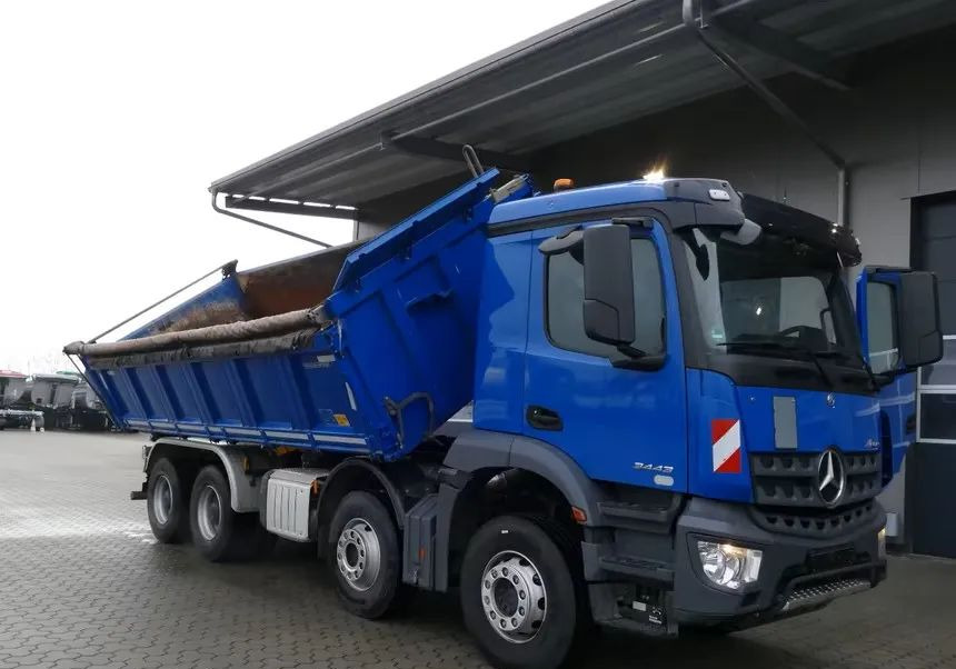 Mercedes-Benz 3243K / 8x4 – Trójstronny wywrotka Meiller / Bordmatik / Retarder / 67 tys. km!/ Euro 6/ 8x4 - Camión volquete: foto 1 Mercedes-Benz 3243K / 8x4 – Trójstronny wywrotka Meiller / Bordmatik / Retarder / 67 tys. km!/ Euro 6/ 8x4 - Camión volquete: foto 1