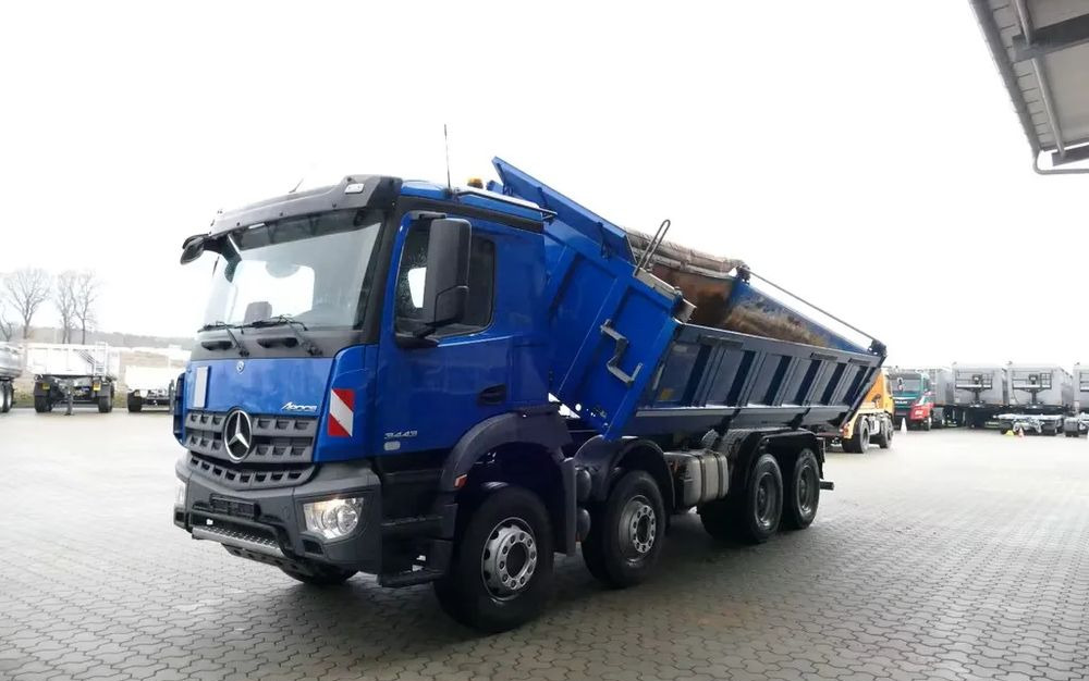 Mercedes-Benz 3243K / 8x4 – Trójstronny wywrotka Meiller / Bordmatik / Retarder / 67 tys. km!/ Euro 6/ 8x4 - Camión volquete: foto 2 Mercedes-Benz 3243K / 8x4 – Trójstronny wywrotka Meiller / Bordmatik / Retarder / 67 tys. km!/ Euro 6/ 8x4 - Camión volquete: foto 2