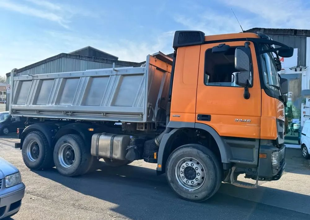 Mercedes-Benz Actros 3346 Kipper 6x4 | 3-stronny wywrot | 455 KM | Automat | Euro 4| Bordmatik|Retarder - Camión volquete: foto 2 Mercedes-Benz Actros 3346 Kipper 6x4 | 3-stronny wywrot | 455 KM | Automat | Euro 4| Bordmatik|Retarder - Camión volquete: foto 2