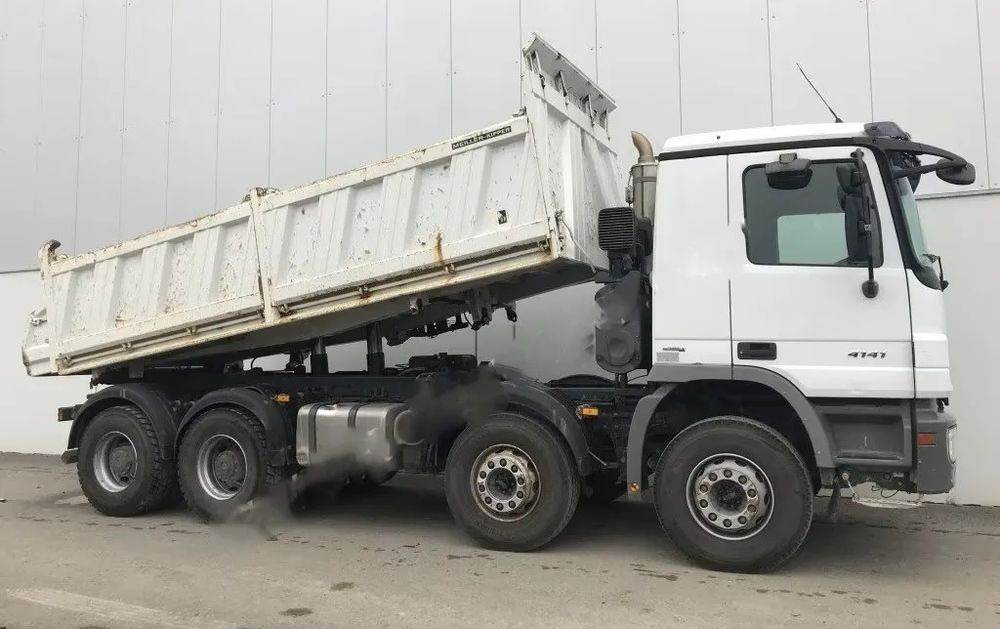 Mercedes-Benz Actros 4141 K 8x4 • 3-stronny wywrot • Bordmatik • Tempomat •Euro4 - Camión volquete: foto 3 Mercedes-Benz Actros 4141 K 8x4 • 3-stronny wywrot • Bordmatik • Tempomat •Euro4 - Camión volquete: foto 3