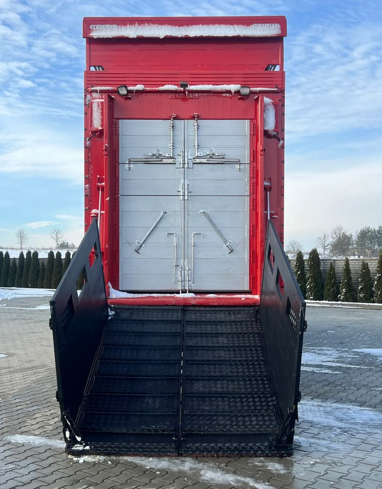 Pezzaioli Pezzaioli RBA22 Dwuosiowa Przyczepa – 2x Bydło, 3x Trzoda - Remolque transporte de ganado: foto 4 Pezzaioli Pezzaioli RBA22 Dwuosiowa Przyczepa – 2x Bydło, 3x Trzoda - Remolque transporte de ganado: foto 4