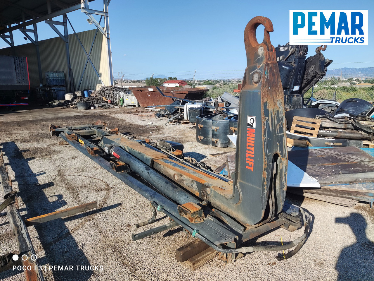 EQUIPOS HIAB MULTILIFT 21T BRAZO ARTICULADO - Herramienta/ Equipo: foto 2 EQUIPOS HIAB MULTILIFT 21T BRAZO ARTICULADO - Herramienta/ Equipo: foto 2