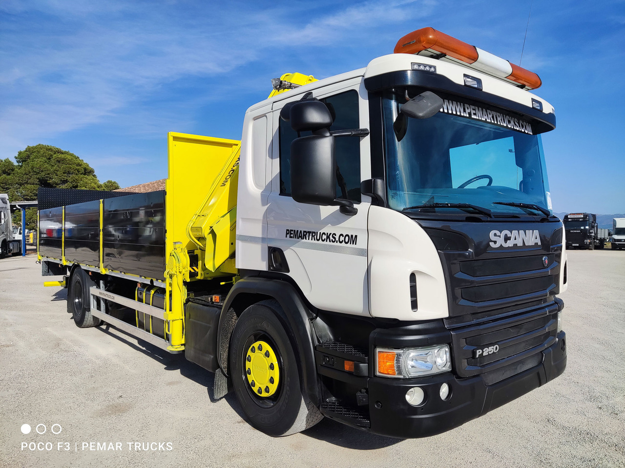 SCANIA P 250 GRUA HIAB 122-3 CAJA FIJA 18T EURO 6 - Camión grúa: foto 4 SCANIA P 250 GRUA HIAB 122-3 CAJA FIJA 18T EURO 6 - Camión grúa: foto 4