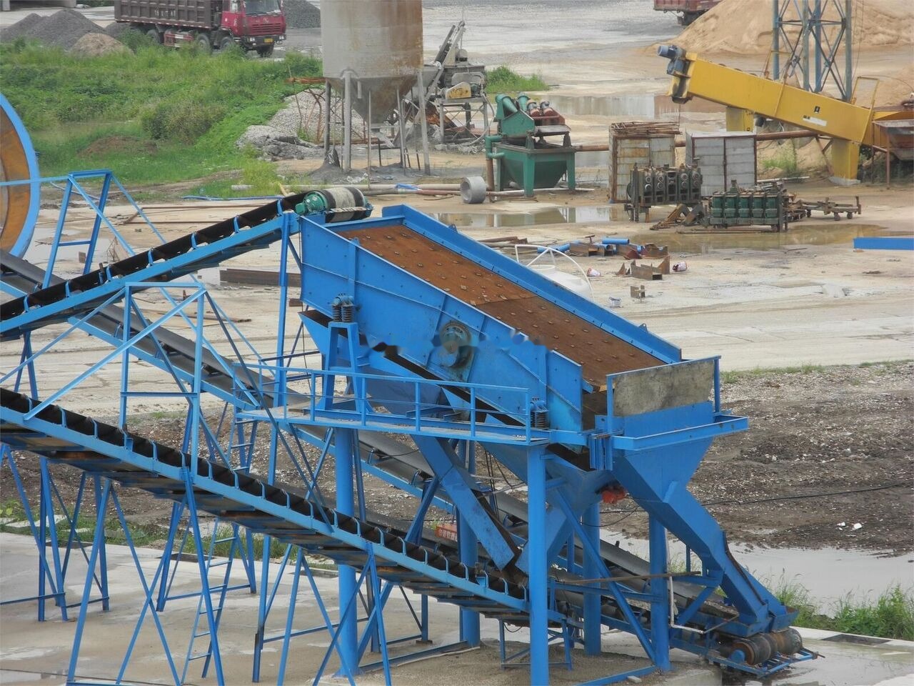 Kinglink 2YK1854 Wet material screen | Pantalla vibratoria | Écran vibran - Cribadora: foto 3 Kinglink 2YK1854 Wet material screen | Pantalla vibratoria | Écran vibran - Cribadora: foto 3