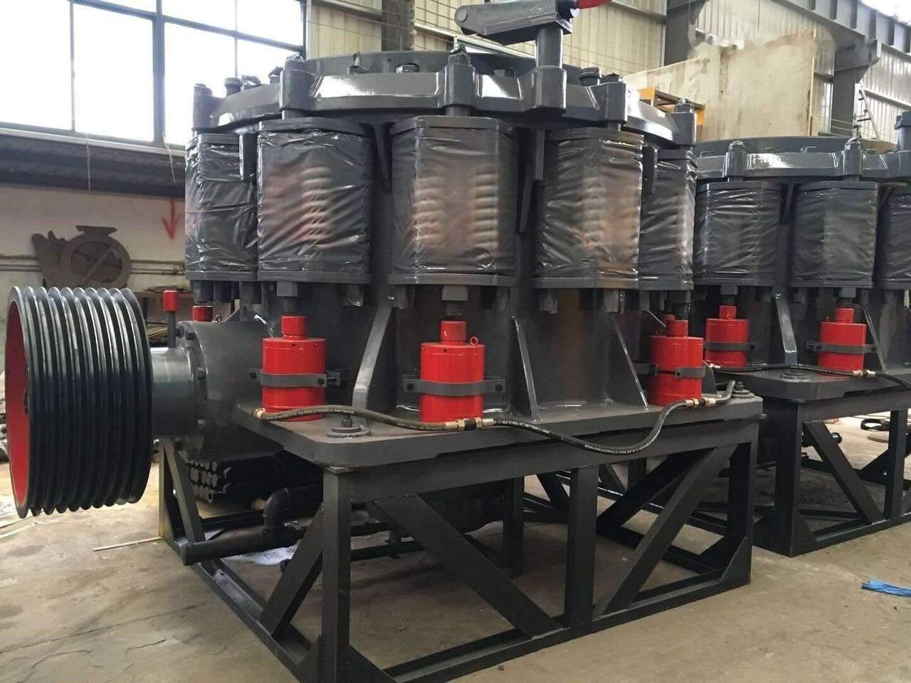 Kinglink KLC1500 Iron Ore Cone Crusher - Trituradora de cono: foto 5 Kinglink KLC1500 Iron Ore Cone Crusher - Trituradora de cono: foto 5