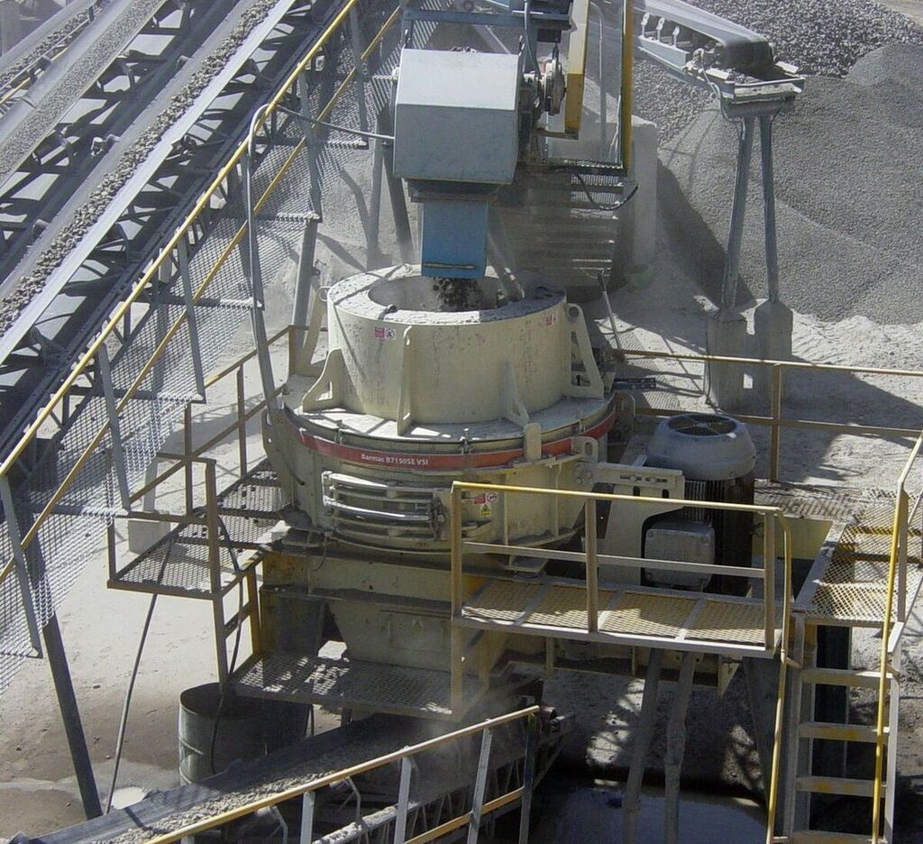 Metso BARMAC B7100SE VSI Impactor - Trituradora de cono: foto 1 Metso BARMAC B7100SE VSI Impactor - Trituradora de cono: foto 1