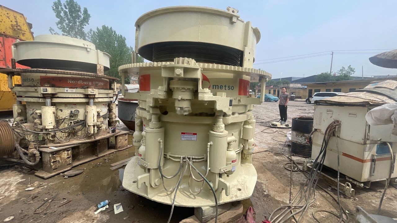 Metso HP300 - Trituradora de cono: foto 4 Metso HP300 - Trituradora de cono: foto 4