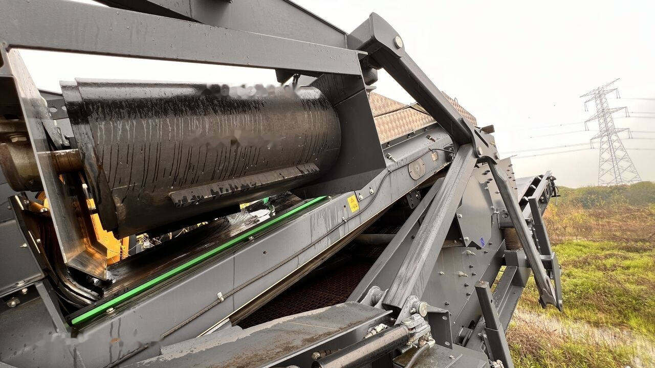 Metso NEW Lokotrack LT1213S mobile horizontal impact crusher - Trituradora móvil: foto 2 Metso NEW Lokotrack LT1213S mobile horizontal impact crusher - Trituradora móvil: foto 2