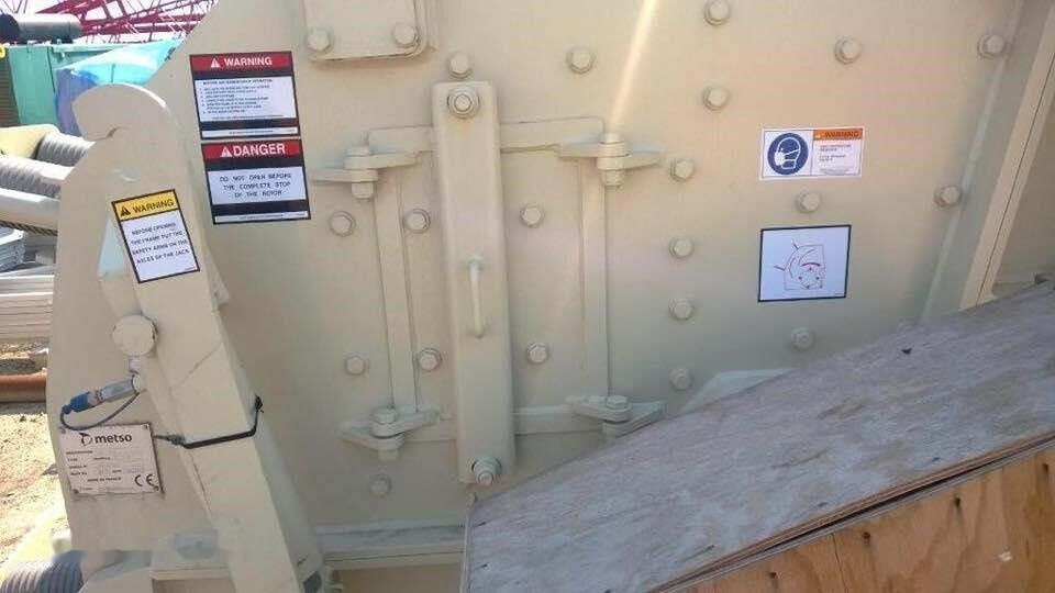 Metso NP1315 - Trituradora de impacto: foto 4 Metso NP1315 - Trituradora de impacto: foto 4