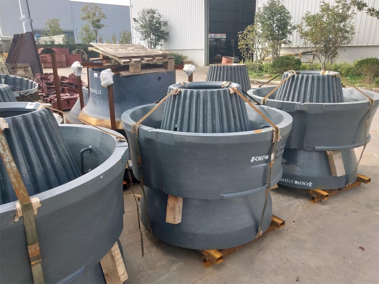 BOWL/CONCAVE/MANTLE/SPARE PARTS KINGLINK for Sandvik crushing plant - Recambio: foto 3 BOWL/CONCAVE/MANTLE/SPARE PARTS KINGLINK for Sandvik crushing plant - Recambio: foto 3