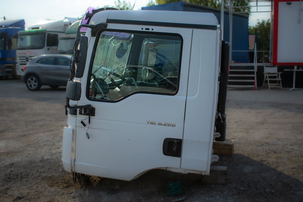 MAN TGL 8.220 - Cabina para Camión: foto 3 MAN TGL 8.220 - Cabina para Camión: foto 3