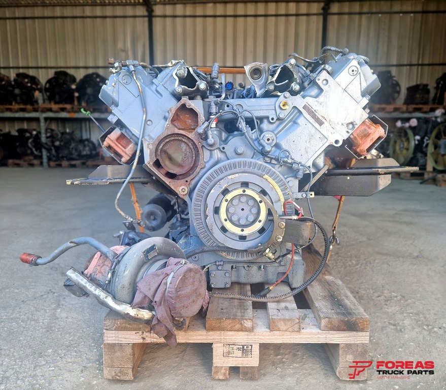 MAN V12 MARINE ENGINE EURO 3 - Motor: foto 2 MAN V12 MARINE ENGINE EURO 3 - Motor: foto 2