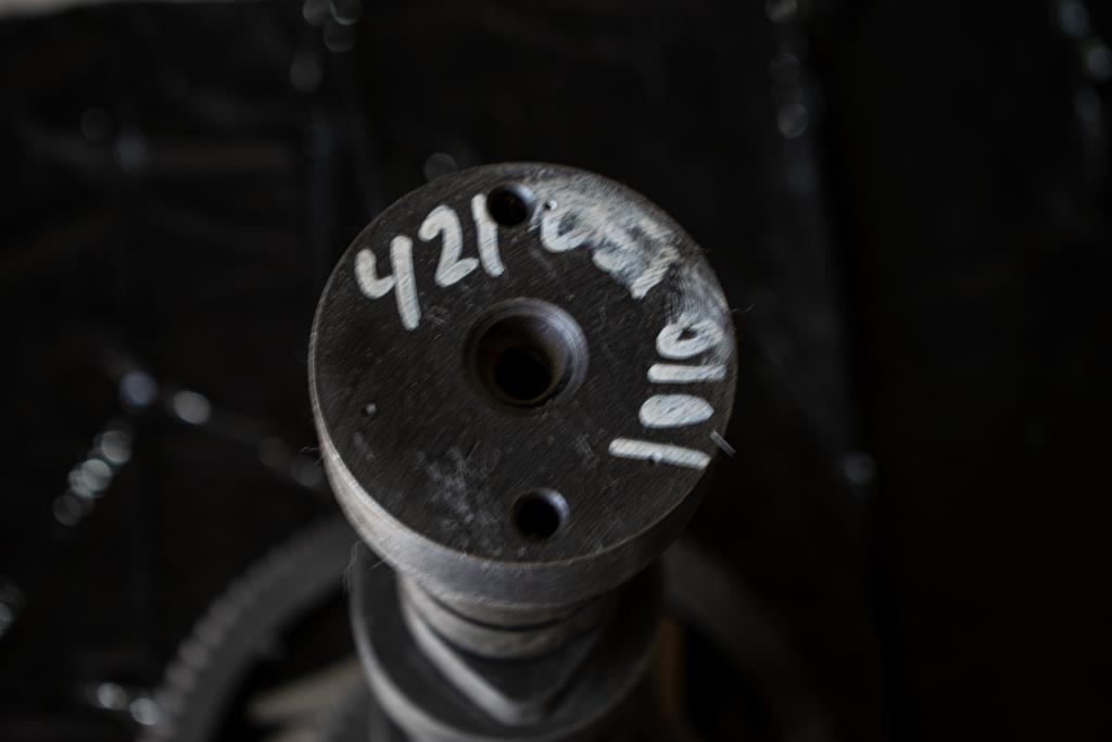 MERCEDES-BENZ 6 CYLINDER WITH ENGINE CODE OM421 - Árbol de levas para Camión: foto 2 MERCEDES-BENZ 6 CYLINDER WITH ENGINE CODE OM421 - Árbol de levas para Camión: foto 2