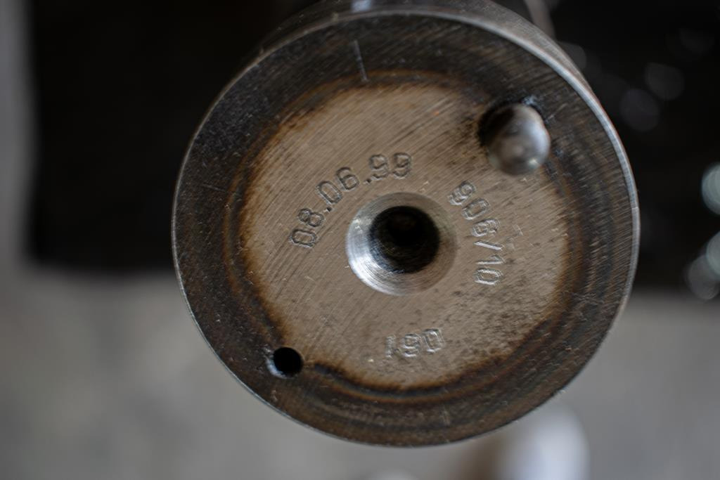 MERCEDES-BENZ ATEGO 6 CYLINDER WITH ENGINE CODE OM 906 - Árbol de levas para Camión: foto 3 MERCEDES-BENZ ATEGO 6 CYLINDER WITH ENGINE CODE OM 906 - Árbol de levas para Camión: foto 3