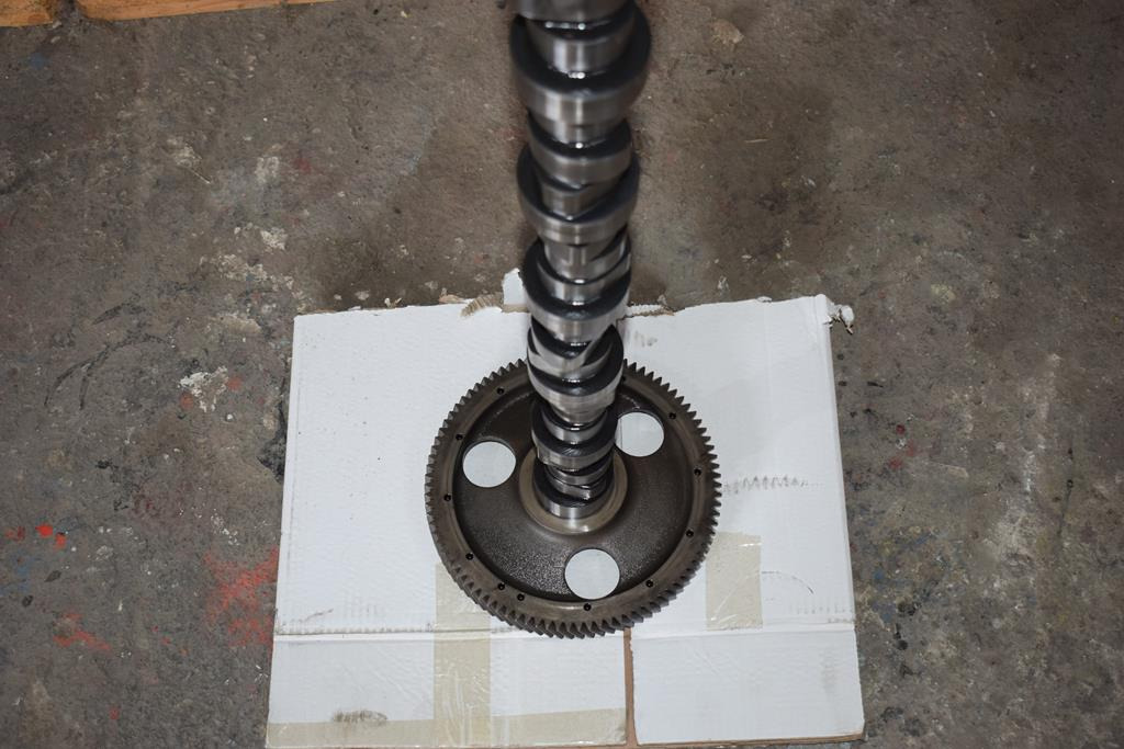 MERCEDES-BENZ ATEGO - A 906 050 42 01 - Árbol de levas para Camión: foto 4 MERCEDES-BENZ ATEGO - A 906 050 42 01 - Árbol de levas para Camión: foto 4