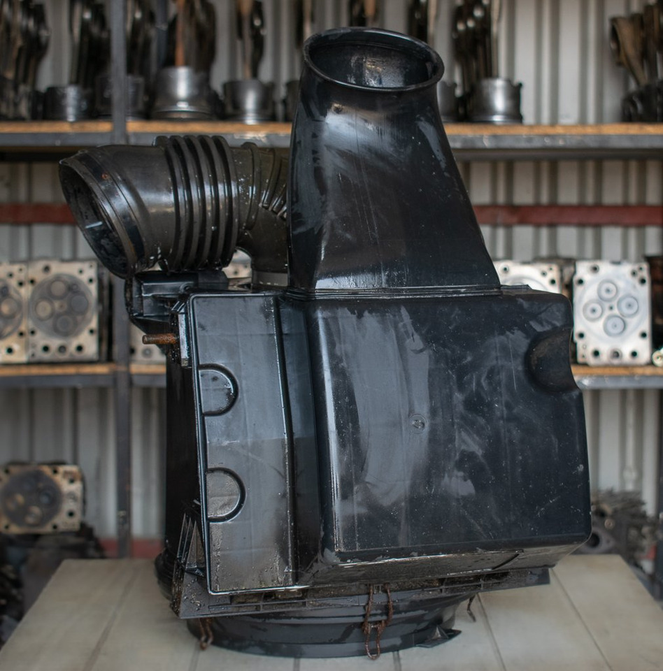 MERCEDES-BENZ ATEGO - Filtro de aire para Camión: foto 1 MERCEDES-BENZ ATEGO - Filtro de aire para Camión: foto 1