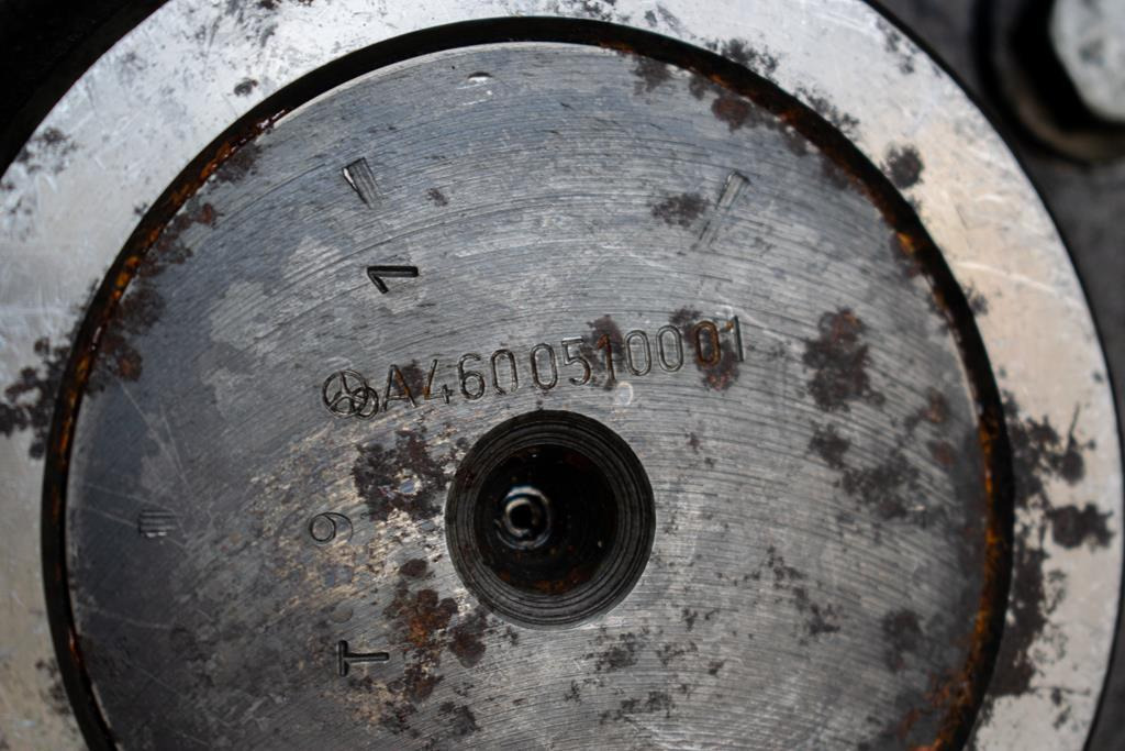 MERCEDES-BENZ AXOR EURO V WITH ENGINE CODE ΟΜ 460 - Árbol de levas para Camión: foto 4 MERCEDES-BENZ AXOR EURO V WITH ENGINE CODE ΟΜ 460 - Árbol de levas para Camión: foto 4