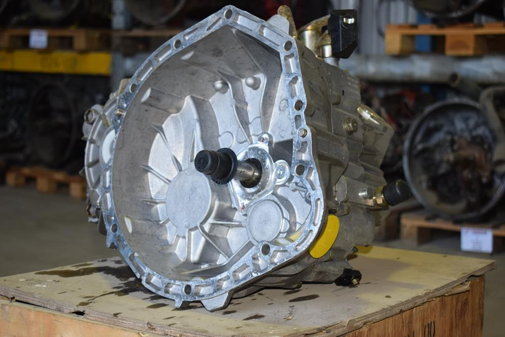 MERCEDES-BENZ VITO - Α638 260 23 00 - Caja de cambios para Camión: foto 2 MERCEDES-BENZ VITO - Α638 260 23 00 - Caja de cambios para Camión: foto 2