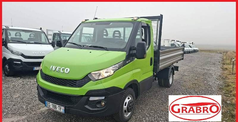 Iveco 35C13, 35C14, 35C15 - Furgoneta basculante: foto 1 Iveco 35C13, 35C14, 35C15 - Furgoneta basculante: foto 1