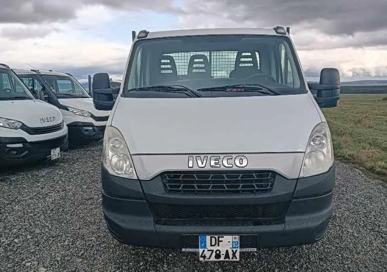 Iveco DAILY 35C13, 35C12, 35C15 - Furgoneta basculante: foto 2 Iveco DAILY 35C13, 35C12, 35C15 - Furgoneta basculante: foto 2