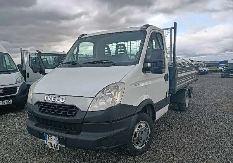 Iveco DAILY 35C13, 35C12, 35C15 - Furgoneta basculante: foto 3 Iveco DAILY 35C13, 35C12, 35C15 - Furgoneta basculante: foto 3