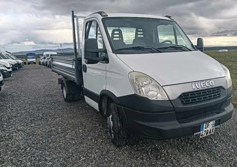 Iveco DAILY 35C13, 35C12, 35C15 - Furgoneta basculante: foto 2 Iveco DAILY 35C13, 35C12, 35C15 - Furgoneta basculante: foto 2
