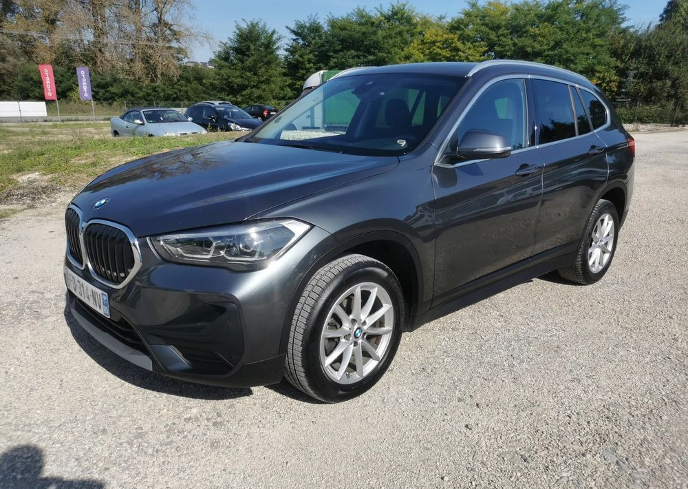 Coche BMW X1 sDrive16d: foto 1
