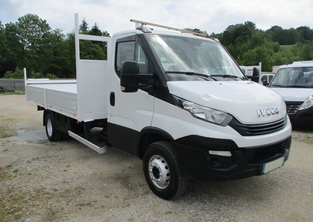Iveco Daily 3.0 na bliźniaku 70C18 skrzynia, laweta, rama, HDS, 70-180 kiper - Camión caja abierta: foto 1 Iveco Daily 3.0 na bliźniaku 70C18 skrzynia, laweta, rama, HDS, 70-180 kiper - Camión caja abierta: foto 1