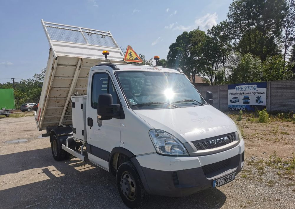 Iveco Daily 35C11 Kiper wywrotka Hak Bliźniak sprowadzony - Furgoneta basculante: foto 1 Iveco Daily 35C11 Kiper wywrotka Hak Bliźniak sprowadzony - Furgoneta basculante: foto 1
