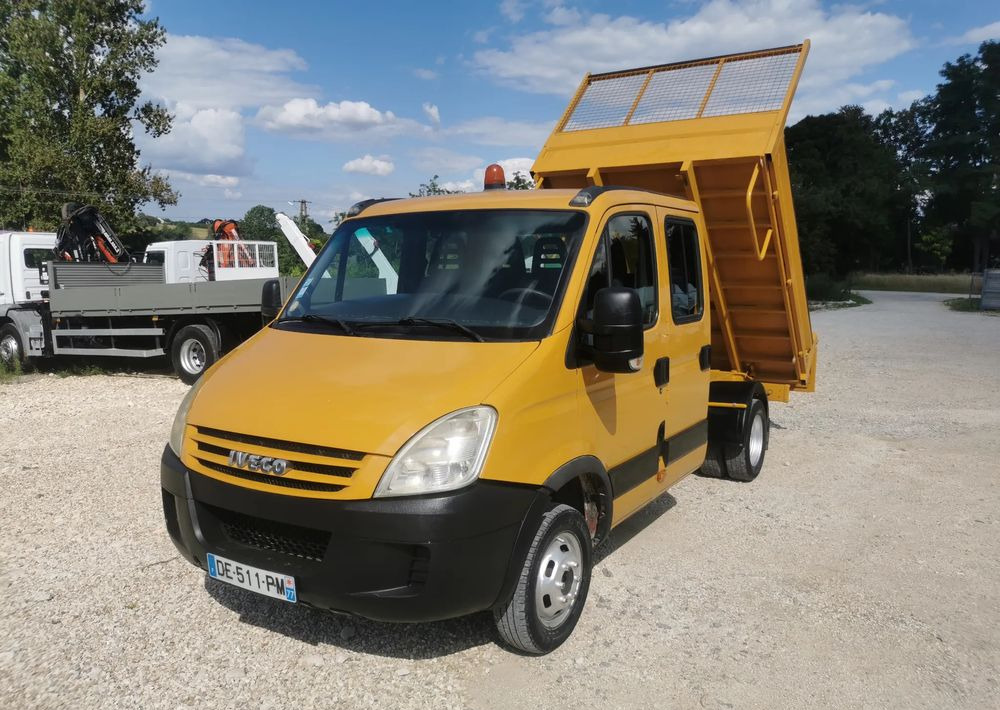 Iveco Daily 35C12 Brygadówka wywrotka Dubel hak kiper doka 35C13 - Furgoneta basculante: foto 1 Iveco Daily 35C12 Brygadówka wywrotka Dubel hak kiper doka 35C13 - Furgoneta basculante: foto 1