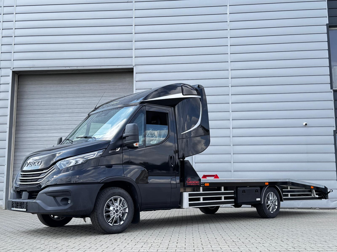 IVECO DAILY 35S21 - Grua de remolque autos: foto 3 IVECO DAILY 35S21 - Grua de remolque autos: foto 3