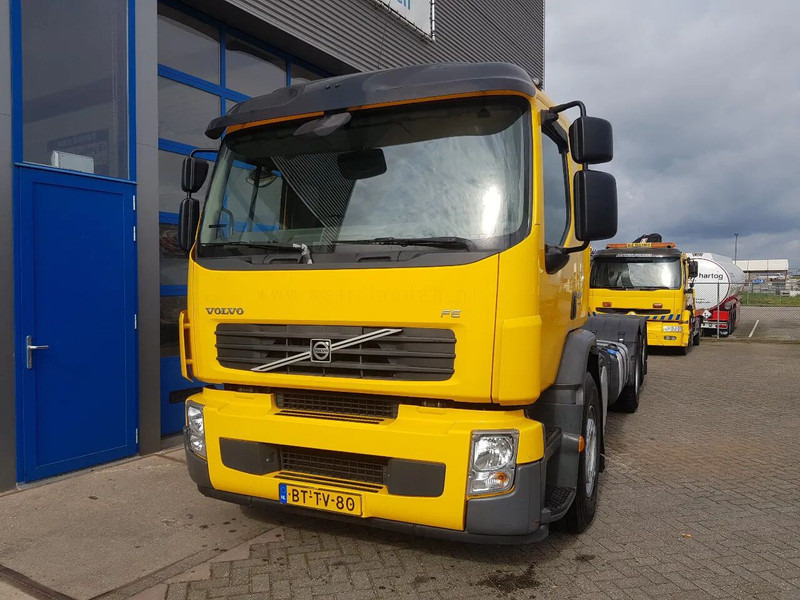 Volvo FE 320 6x2 Euro 5 290.000 km Retarder TÜV - Camión chasis: foto 2 Volvo FE 320 6x2 Euro 5 290.000 km Retarder TÜV - Camión chasis: foto 2