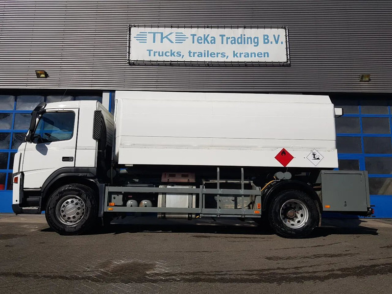 Volvo FM 9.340 Petrol, Diesel 17000 Ltr. 3 Compartementen - Camión cisterna: foto 3 Volvo FM 9.340 Petrol, Diesel 17000 Ltr. 3 Compartementen - Camión cisterna: foto 3