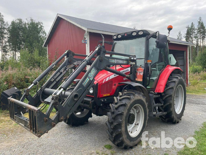 Massey Ferguson 5445 - Tractor: foto 1 Massey Ferguson 5445 - Tractor: foto 1