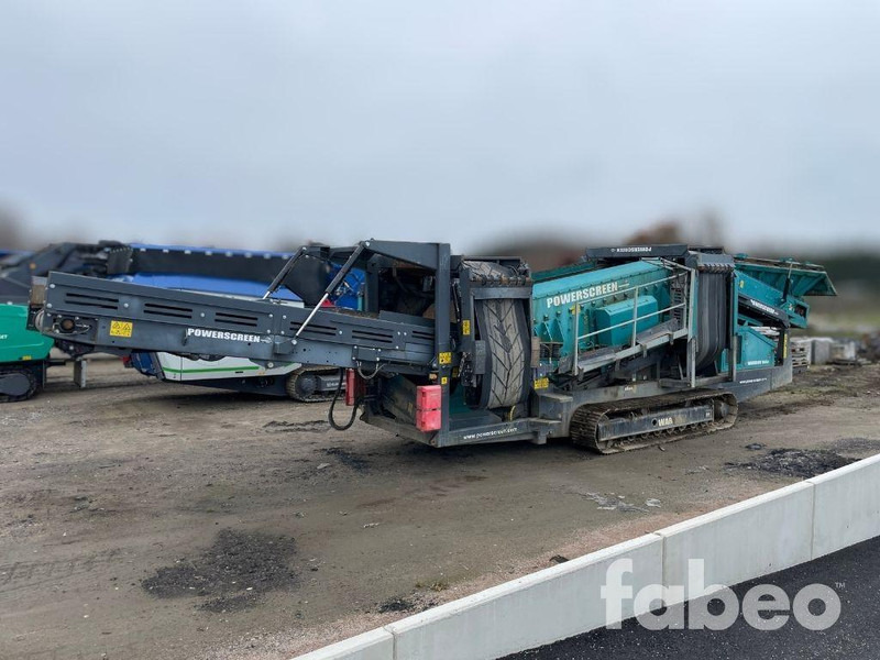 Powerscreen Warrior 1800 Powerscreen Warrior 1800 Sorteringsverk (111750) - Cribadora: foto 1 Powerscreen Warrior 1800 Powerscreen Warrior 1800 Sorteringsverk (111750) - Cribadora: foto 1