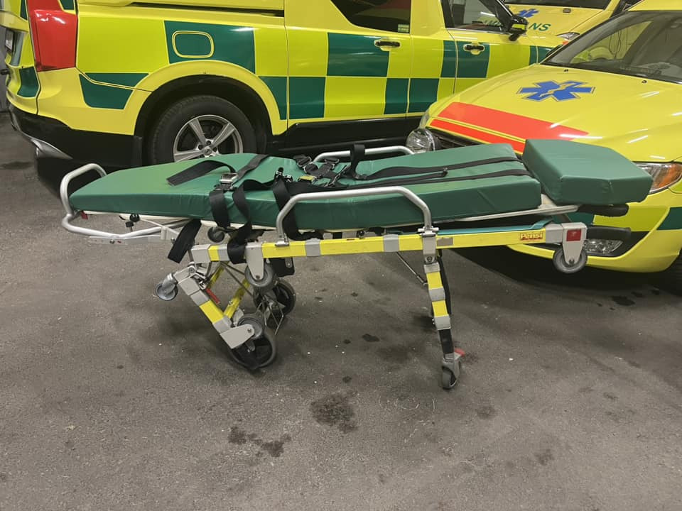 Pensi 2000MA 20G - ambulance stretcher - Ambulancia: foto 1 Pensi 2000MA 20G - ambulance stretcher - Ambulancia: foto 1