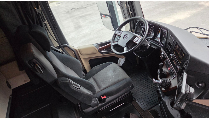 Camión multibasculante, Camión grúa Mercedes-Benz Arocs 3253 8X4*4 Fassi F295: foto 11