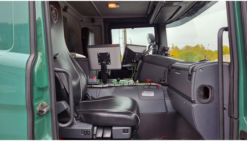 Limpieza de alcantarillado Scania P450 8X4*4: foto 16 Limpieza de alcantarillado Scania P450 8X4*4: foto 16