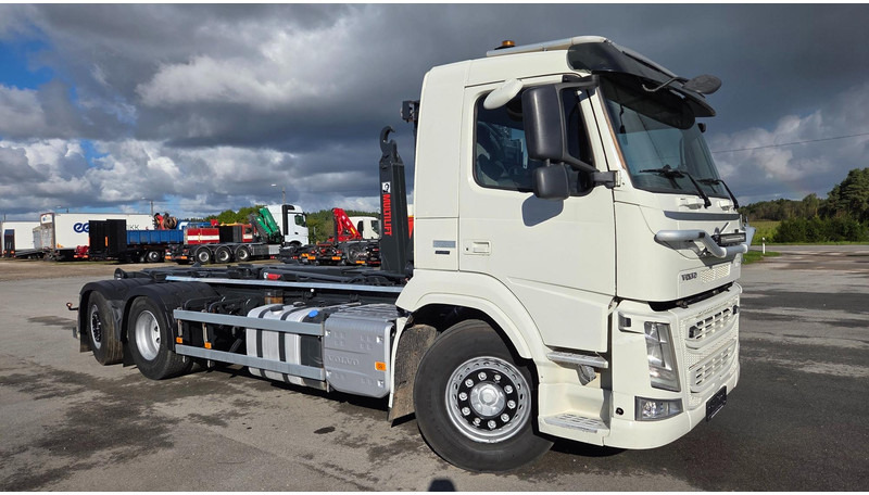 Volvo FM460 6X2*4 - Camión multibasculante: foto 2 Volvo FM460 6X2*4 - Camión multibasculante: foto 2