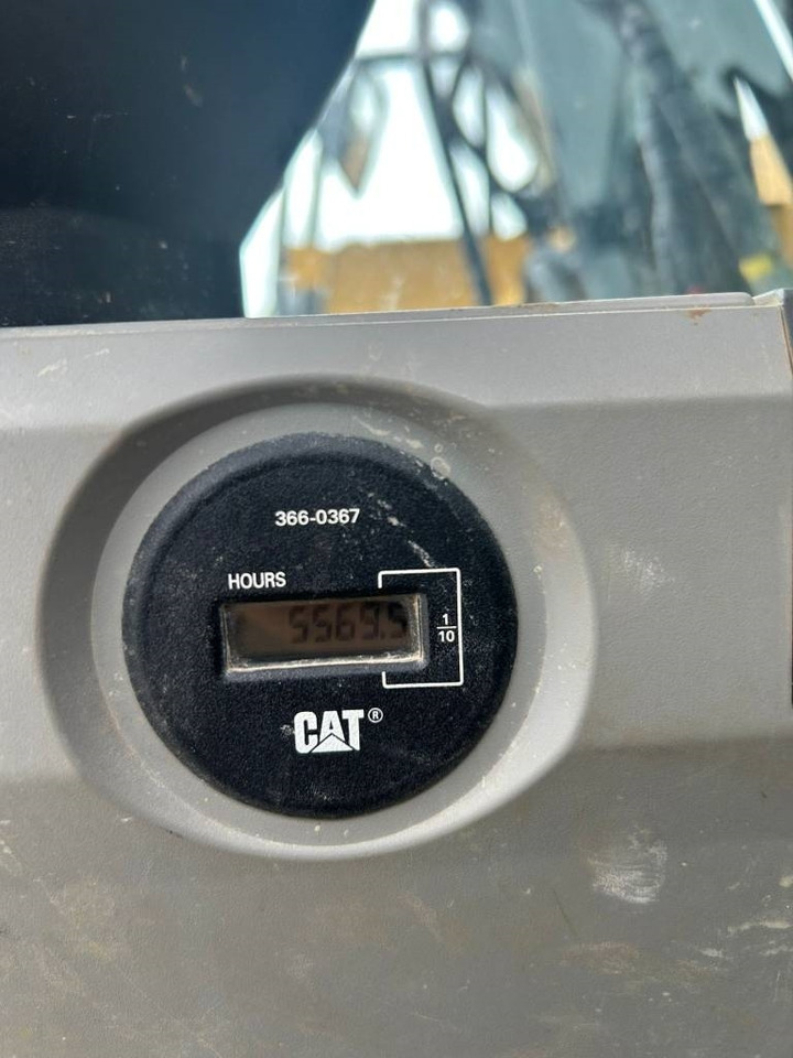 CAT 325 FL CR (Under Preparation) - Excavadora de cadenas: foto 3 CAT 325 FL CR (Under Preparation) - Excavadora de cadenas: foto 3