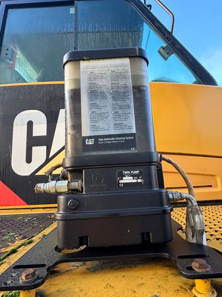 CAT 735 B (Under Preparation) - Dúmper articulado: foto 5 CAT 735 B (Under Preparation) - Dúmper articulado: foto 5