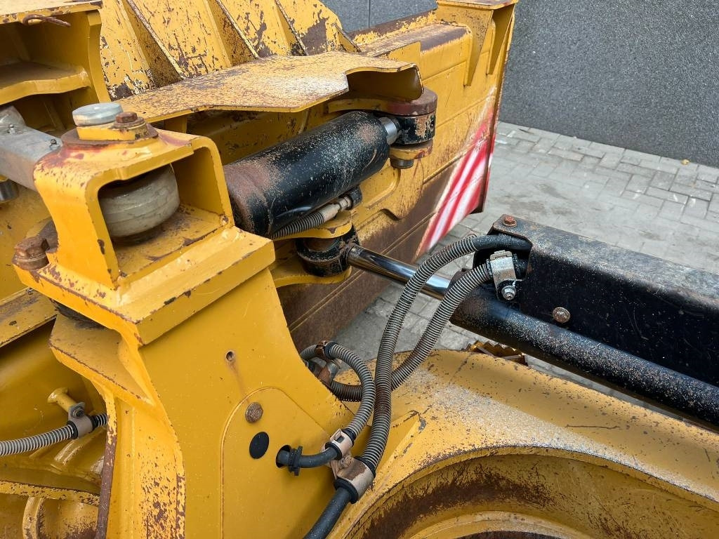 Bulldozer CAT D 6 N LGP: foto 35